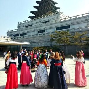 mi grupo en Hanbok
